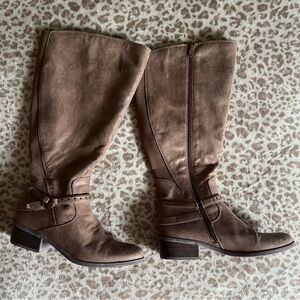 Brown Knee-High Women's Boots